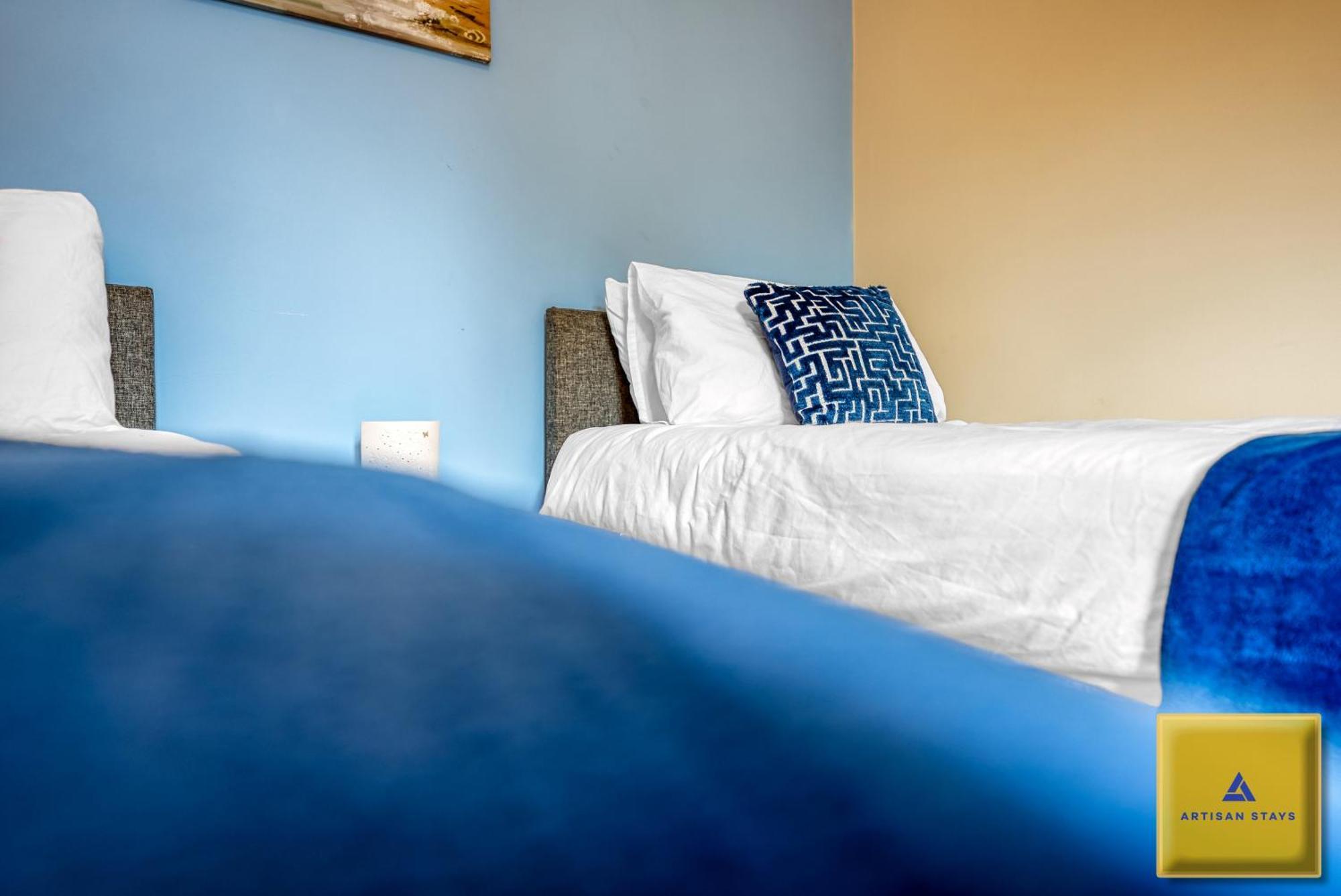 קובנטרי 4 Bedroom, 6 Beds, 3 Bathrooms, Near Nec & Birmingham Airport, Business, Contractor And Family Friendly, Free Wi-Fi, Free Parking מראה חיצוני תמונה