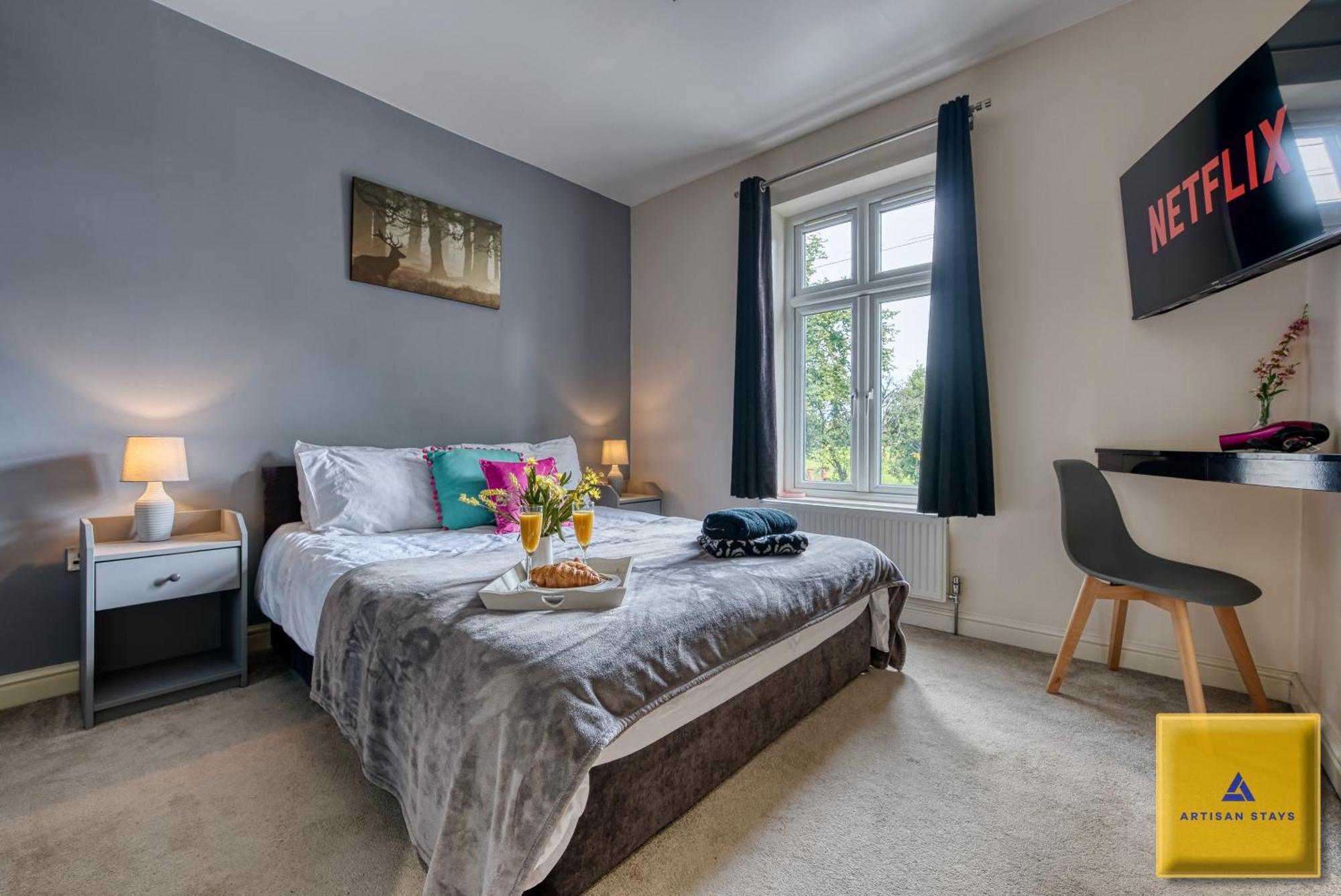 קובנטרי 4 Bedroom, 6 Beds, 3 Bathrooms, Near Nec & Birmingham Airport, Business, Contractor And Family Friendly, Free Wi-Fi, Free Parking מראה חיצוני תמונה