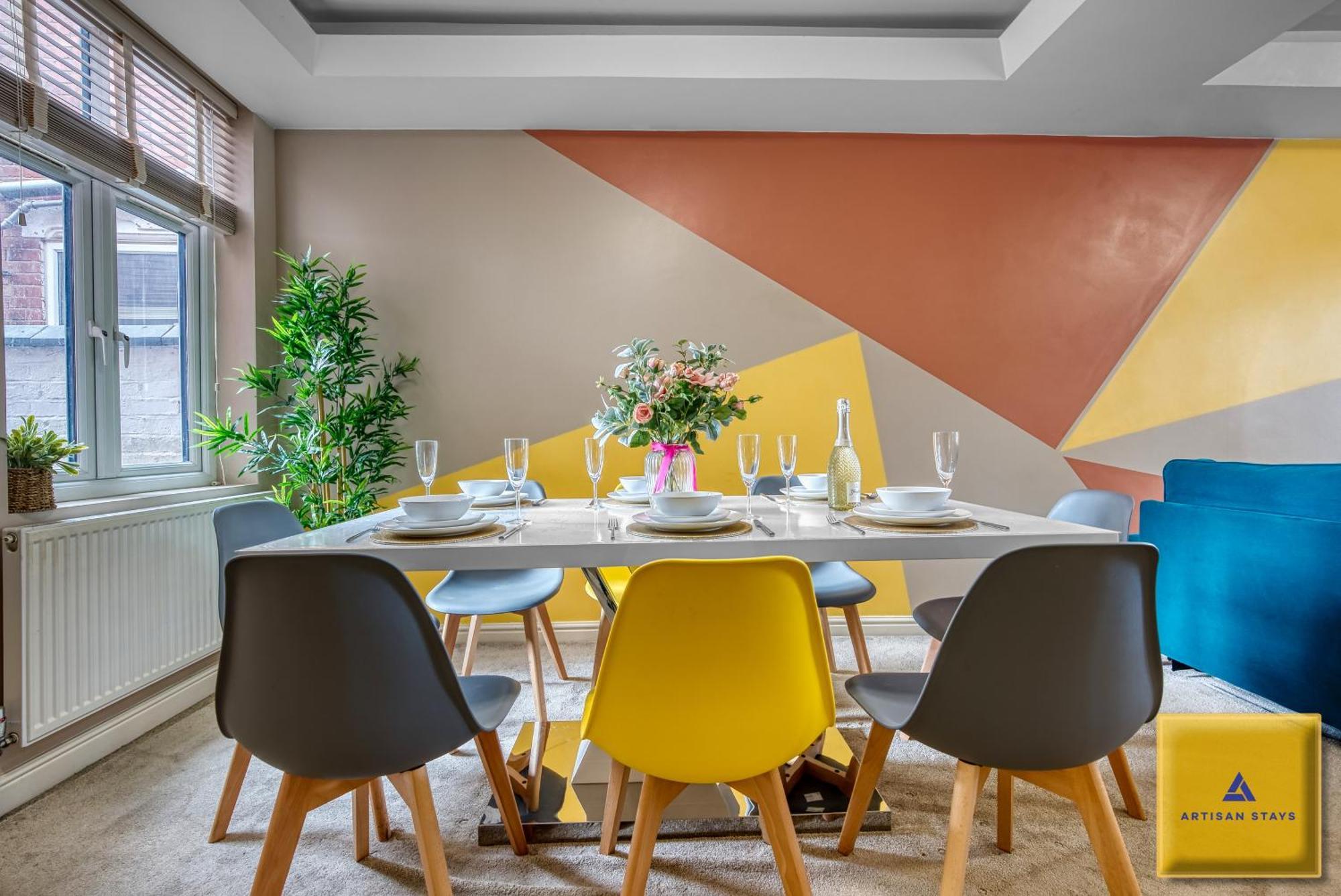 קובנטרי 4 Bedroom, 6 Beds, 3 Bathrooms, Near Nec & Birmingham Airport, Business, Contractor And Family Friendly, Free Wi-Fi, Free Parking מראה חיצוני תמונה