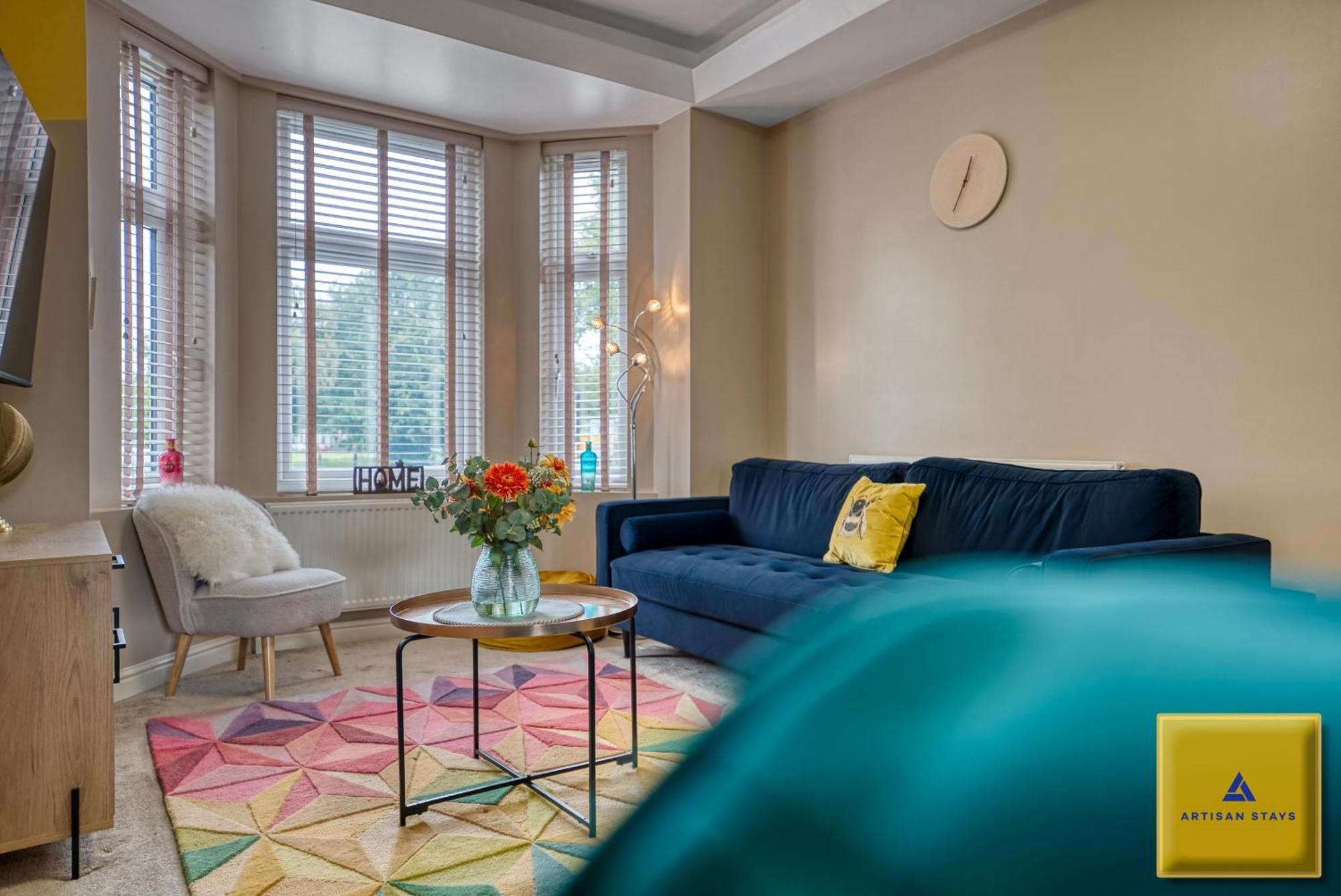 קובנטרי 4 Bedroom, 6 Beds, 3 Bathrooms, Near Nec & Birmingham Airport, Business, Contractor And Family Friendly, Free Wi-Fi, Free Parking מראה חיצוני תמונה